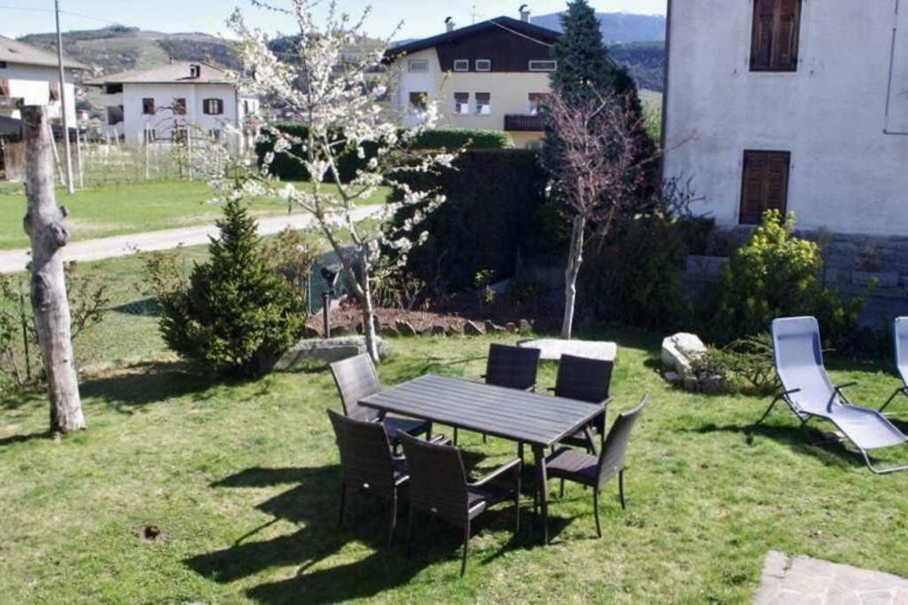 Casa Del Tempo Rosa Tassullo Ospitar Apartman Kültér fotó